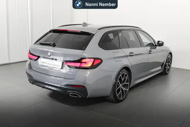 BMW 5 Series view 3