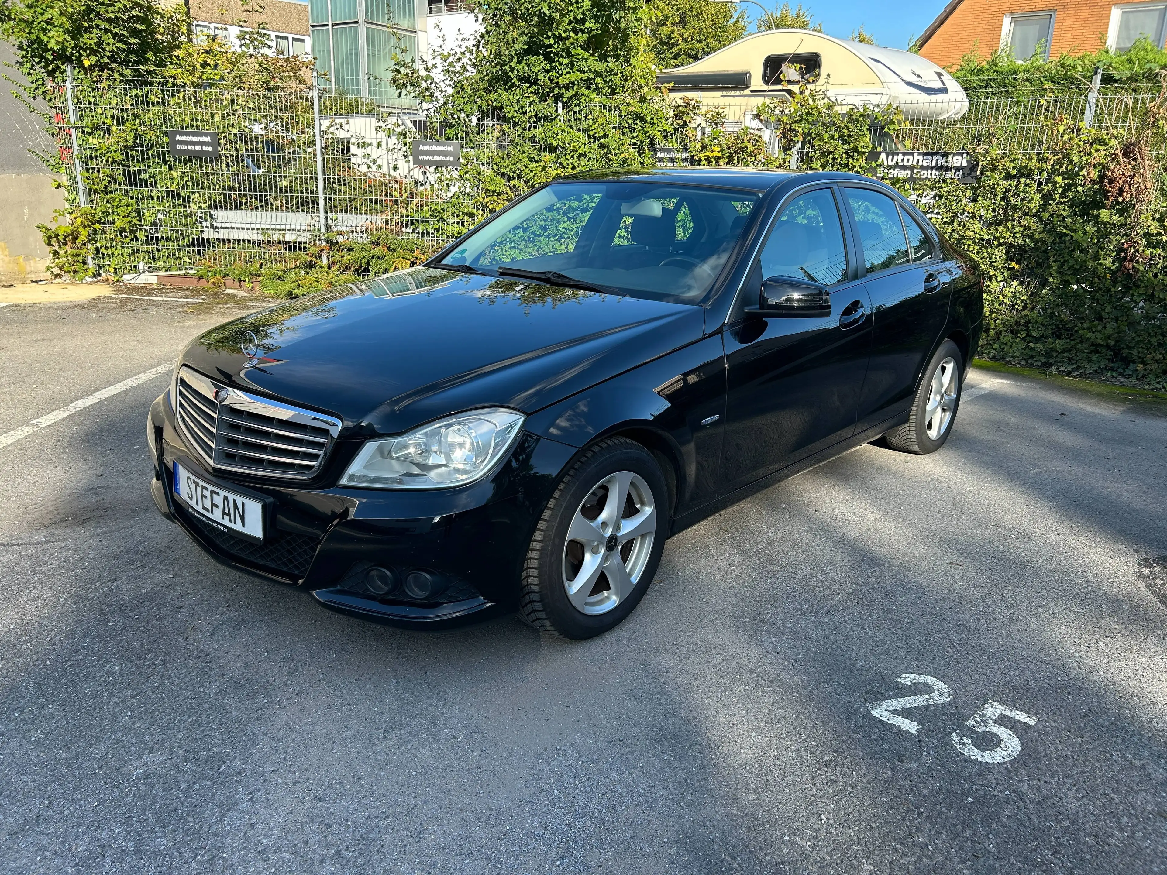 Mercedes-Benz C 200 C 200 CGI Klima, PDC, Steuerkette erneuert. Bluetooth,Tüv Neu