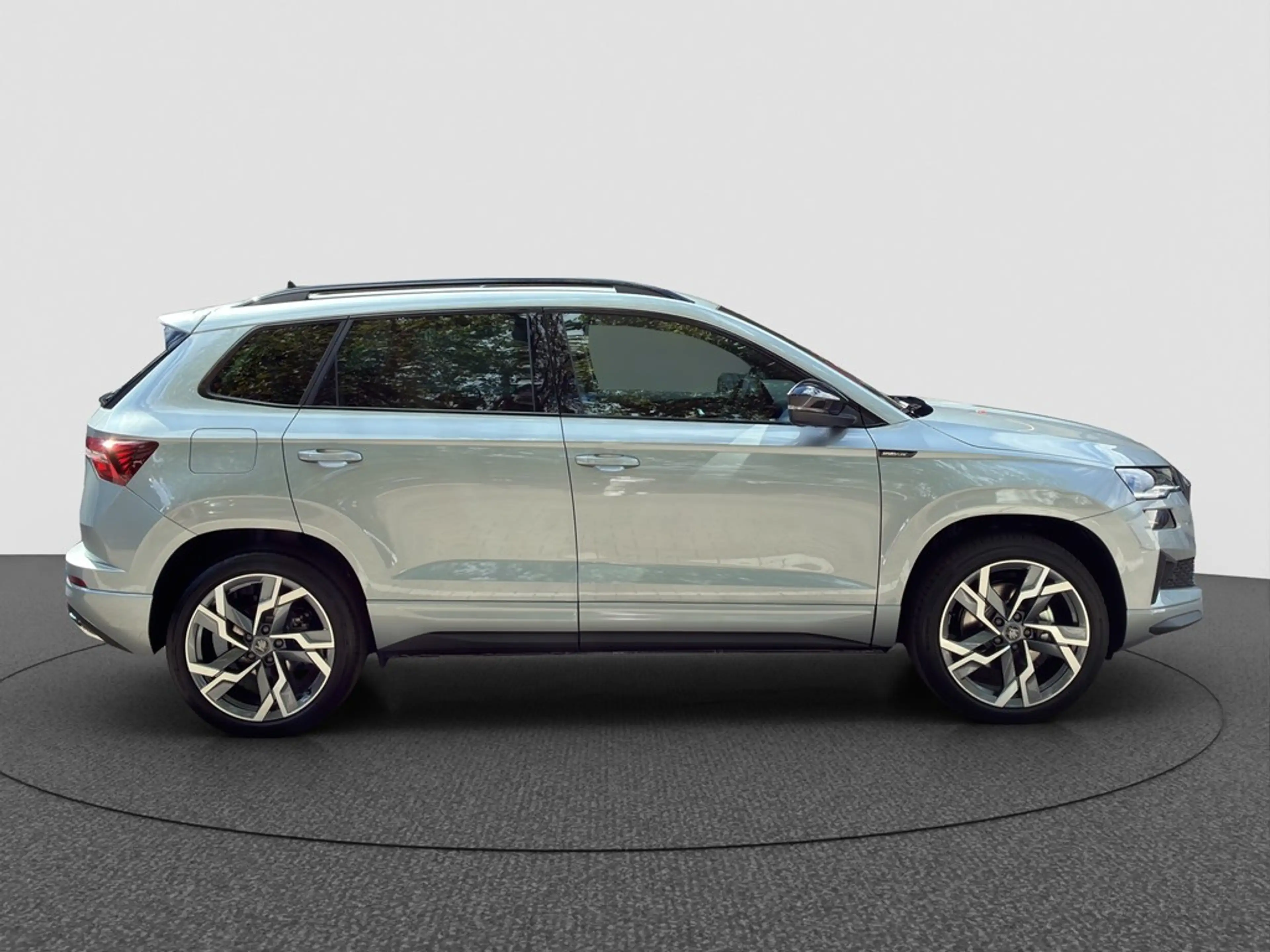 Skoda Karoq Sportline 2.0 TSI 4x4 DSG Sportline 4x4 — photo 7