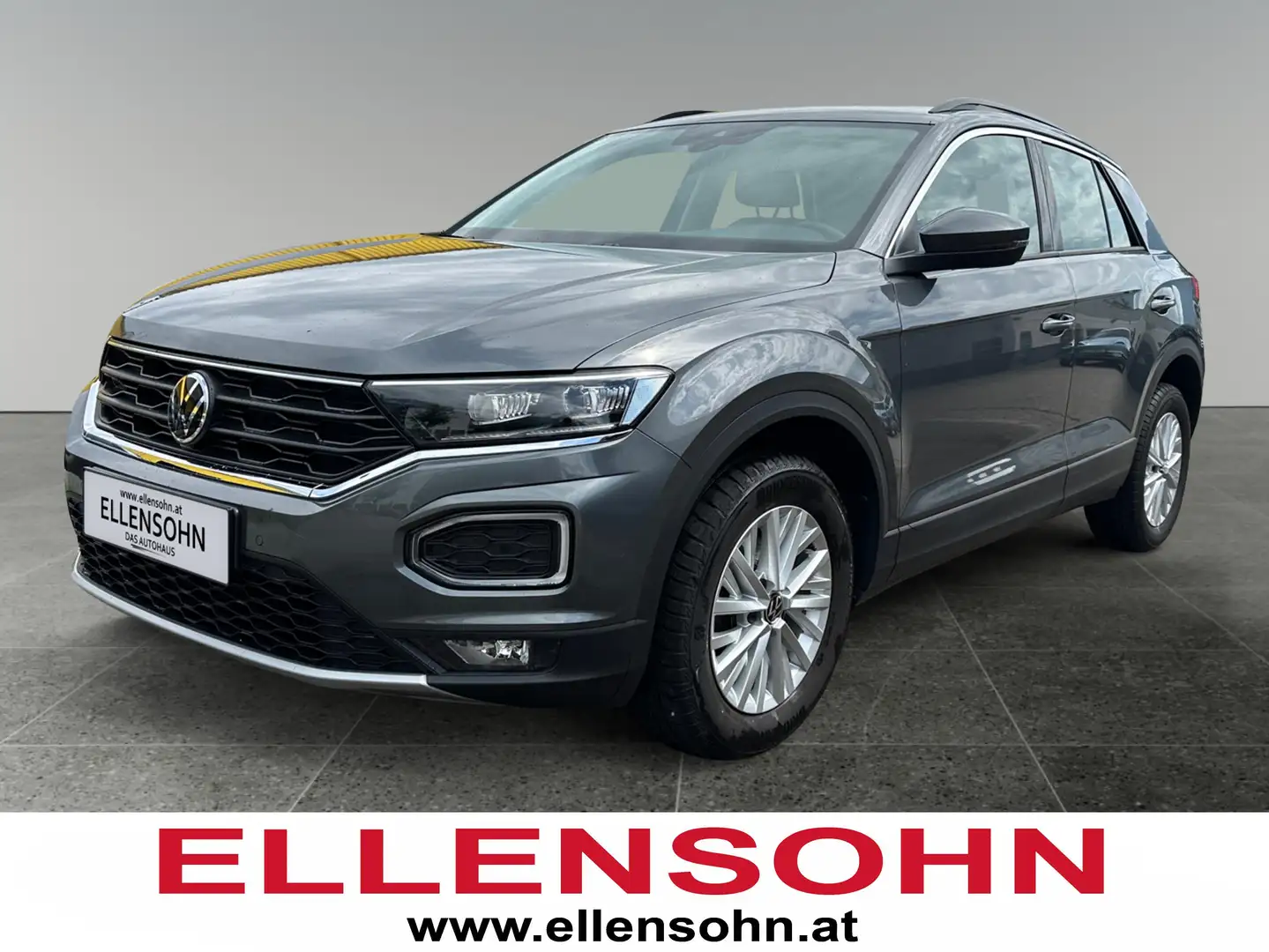 Volkswagen T-Roc 1,5 TSI ACT Design DSG   8-fach bereift! Zwart - 1