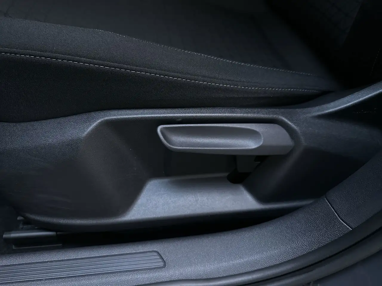 Volkswagen T-Cross 1.0 TSI Life Business Camera Climate Control Navig, миниатюра 25