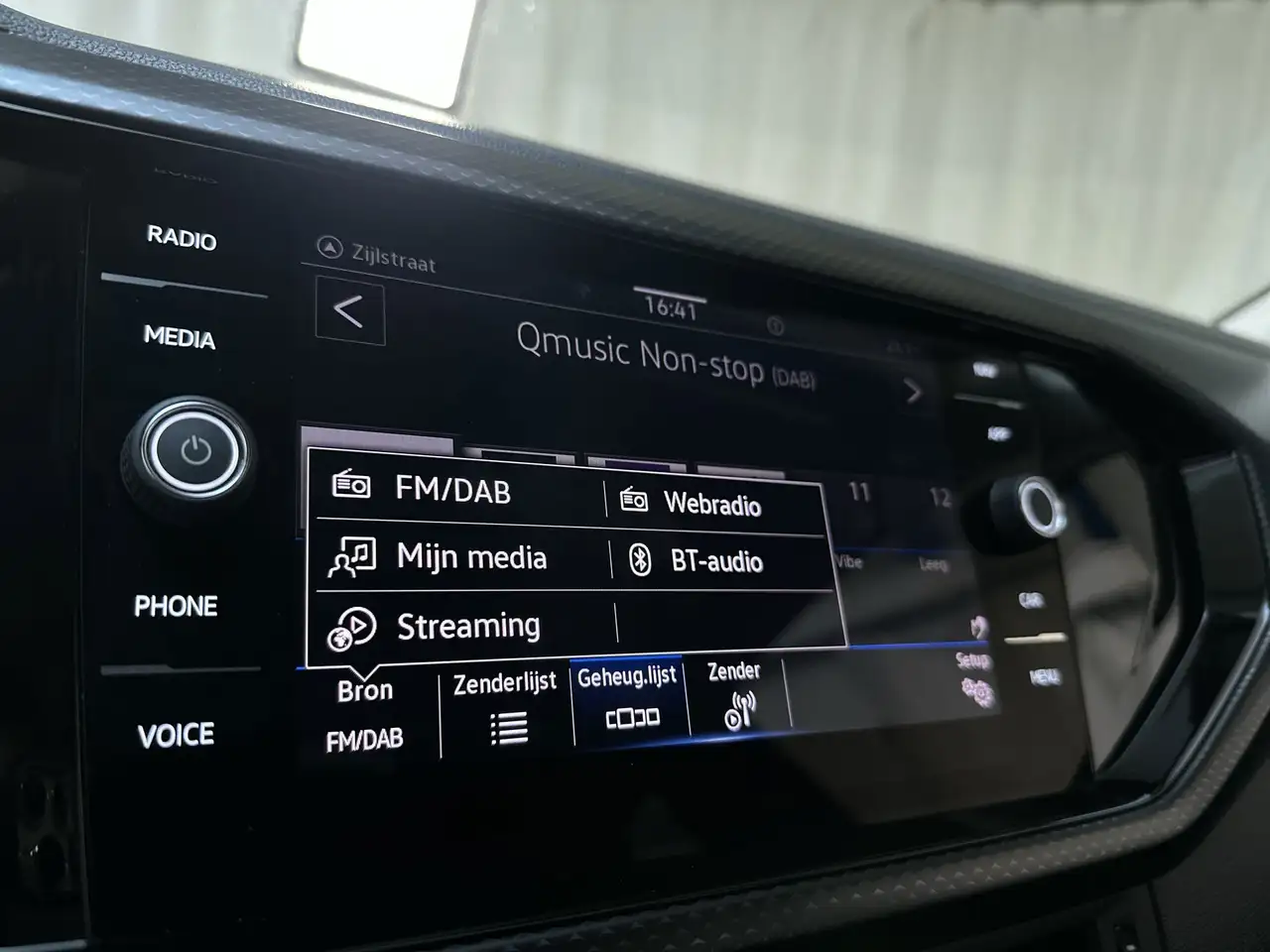 Volkswagen T-Cross 1.0 TSI Life Business Camera Climate Control Navig, миниатюра 11