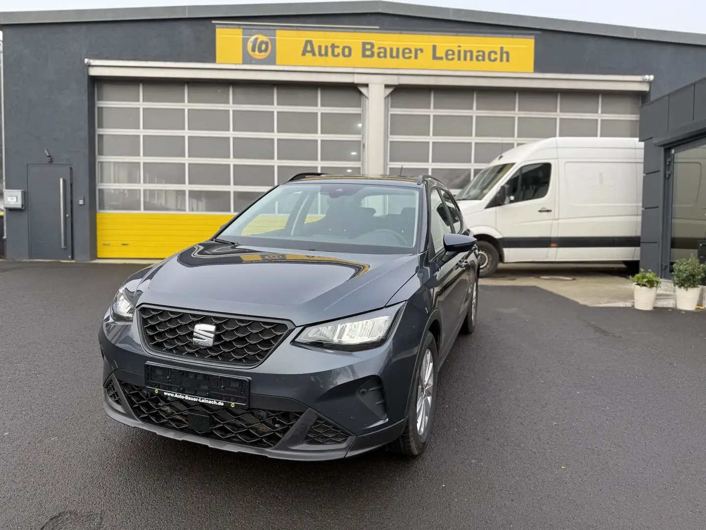 SEAT Arona ACC|AHK|SHZ|LED|GANZJAHRESREIFEN Grau - 1