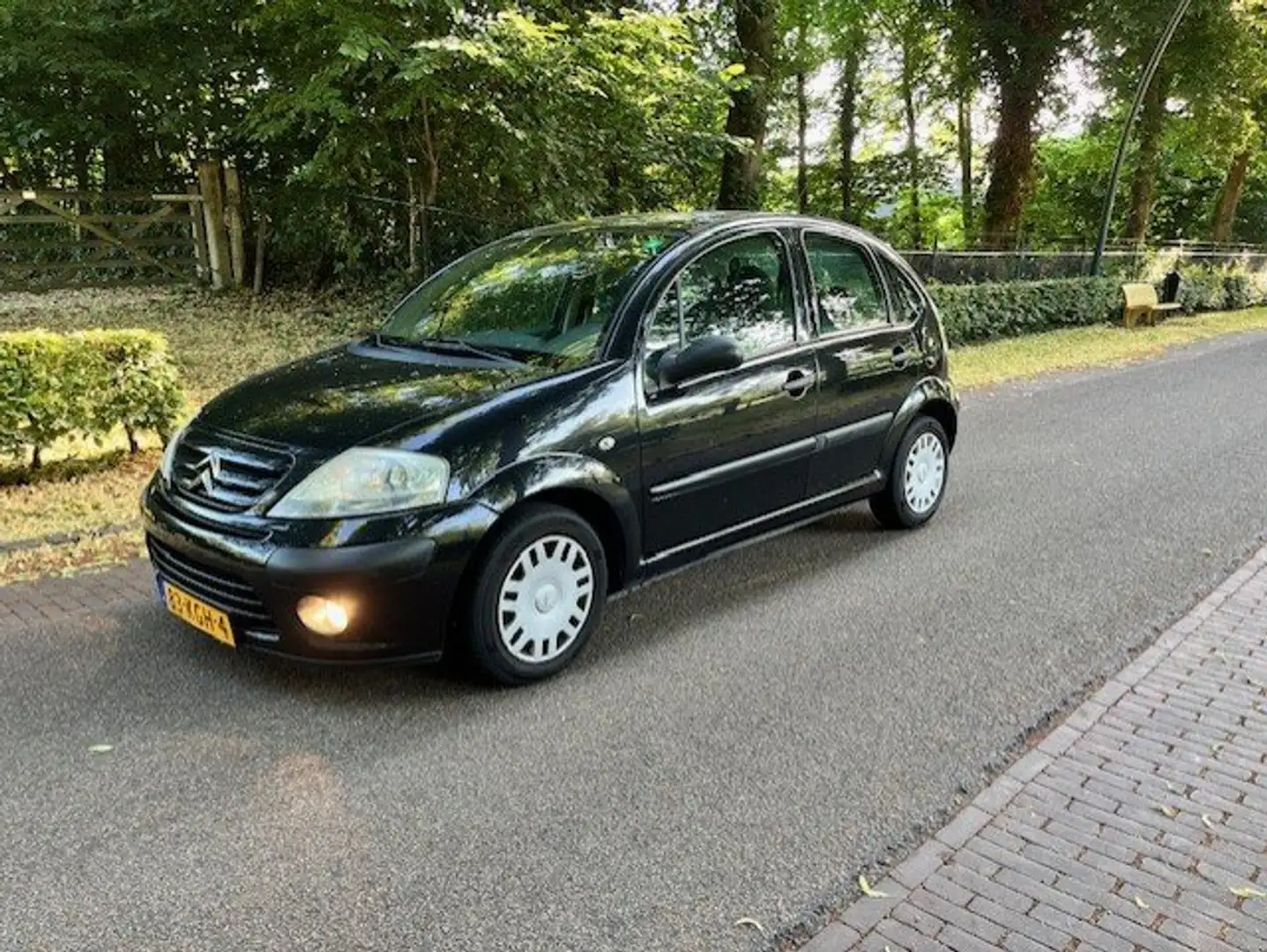 Citroen C3 C3 1.4i Ligne Prestige Zwart - 2