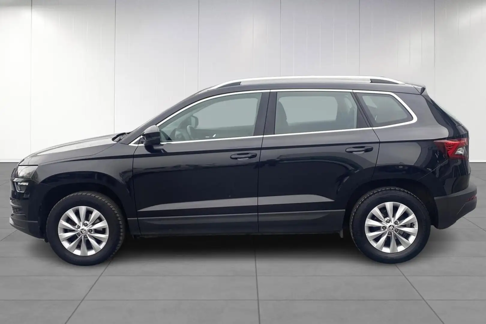 Skoda Karoq 1.5 TSI Ambition Camera - GPS - Verw Zetels Zwart - 2