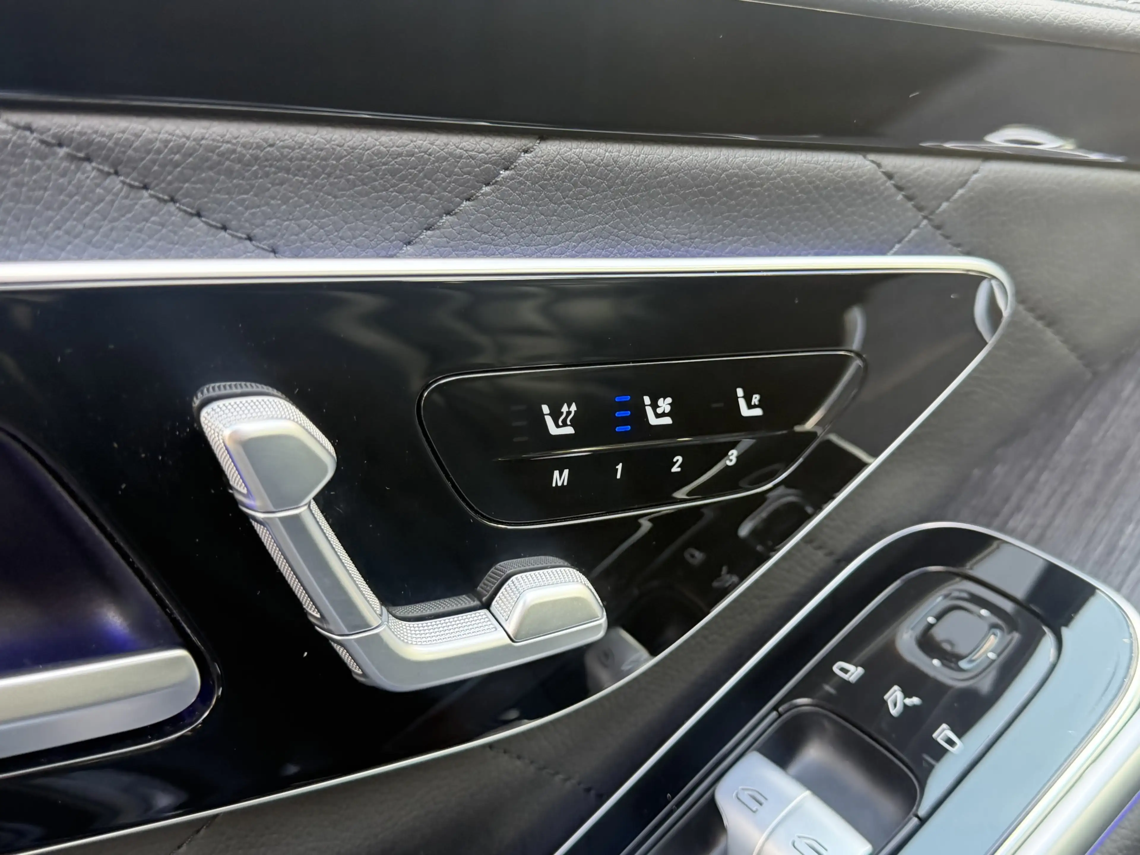 Mercedes-Benz S 400 d 4Matic 9G-TRONIC   NP: 142.681,40€ — photo 15