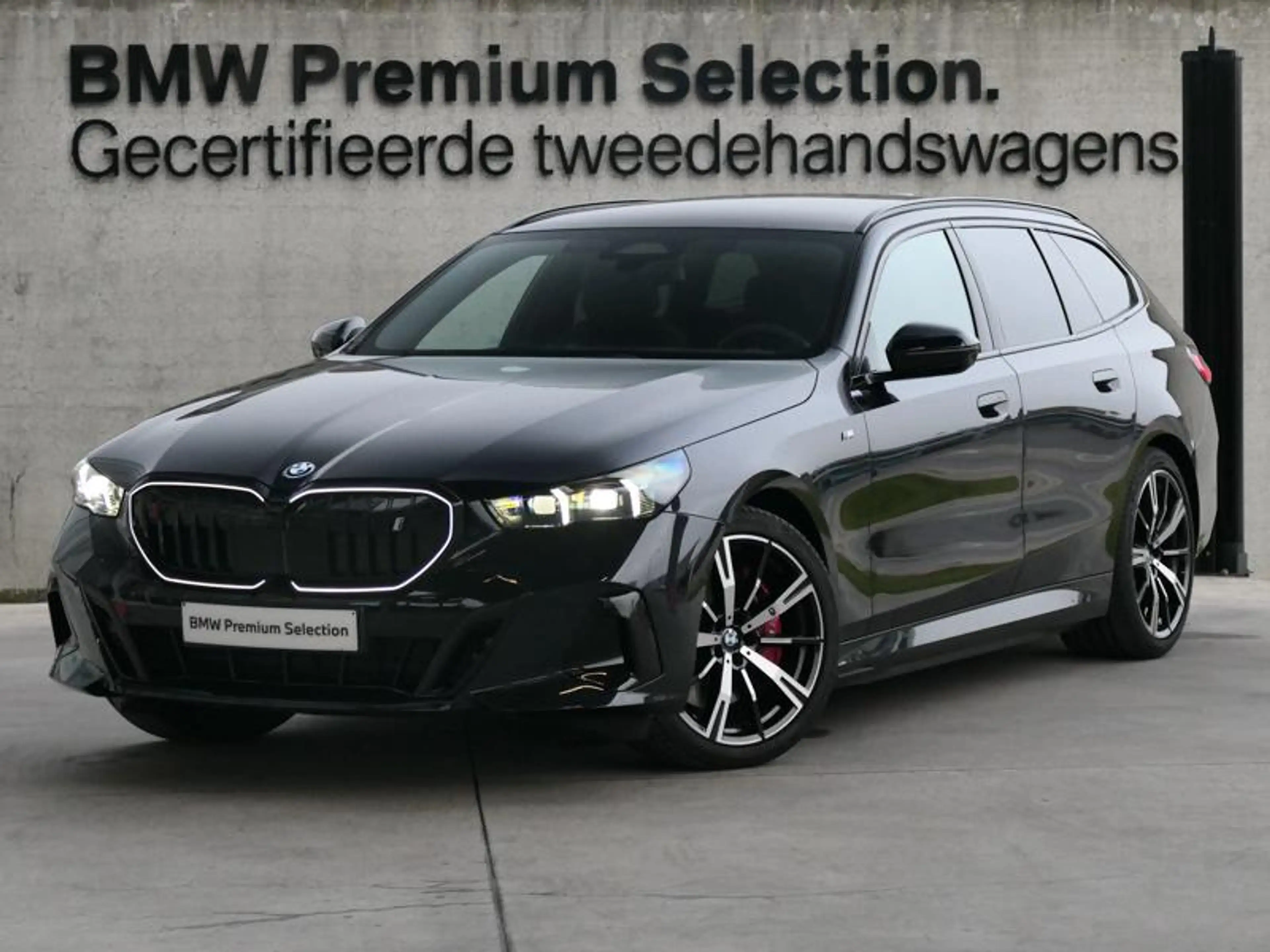 BMW i5 eDrive40 Touring M Sport PRO | PANO |