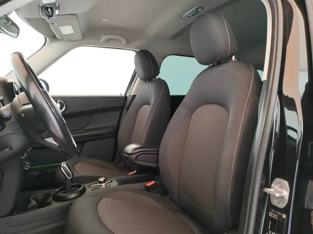 MINI Countryman view 10