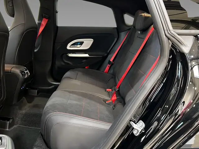 Mercedes-Benz Cla Class view 9