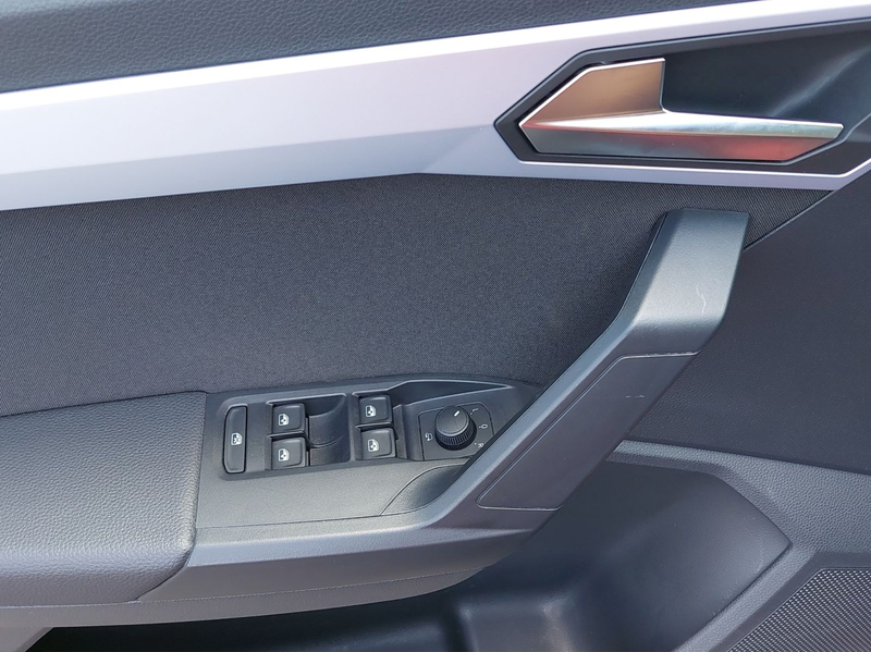SEAT Arona FR — photo 12