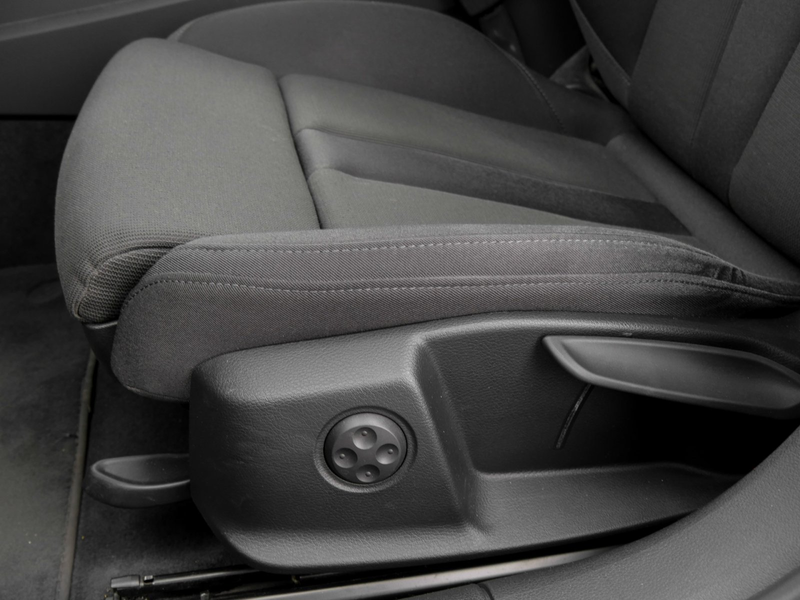 Audi A4 Avant S line 35 TDI S tronic LED Navi VC+ AHK Tour — photo 14