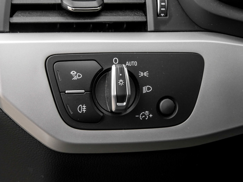 Audi A4 Avant S line 35 TDI S tronic LED Navi VC+ AHK Tour — photo 13