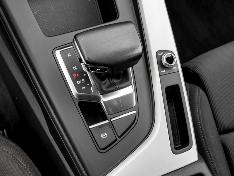 Audi A4 Avant S line 35 TDI S tronic LED Navi VC+ AHK Tour — photo 9