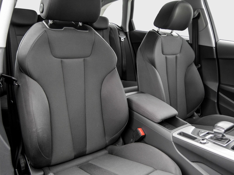 Audi A4 Avant S line 35 TDI S tronic LED Navi VC+ AHK Tour — photo 6