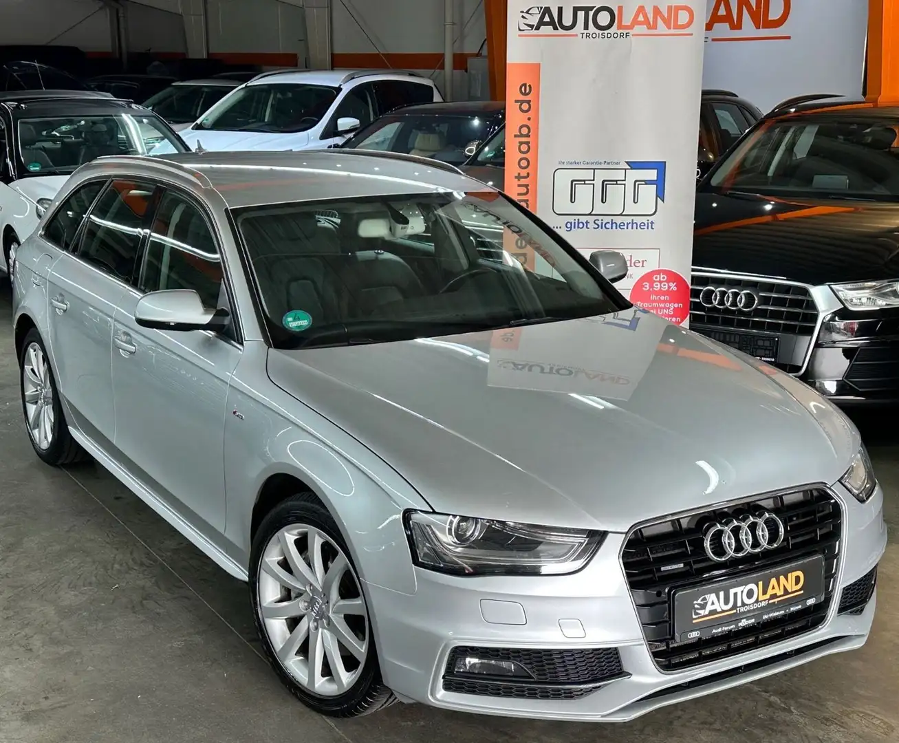Audi A4 Avant*quattro*Sline*3.0l*2.Hand*Navi*Xenon*Au Argent - 1
