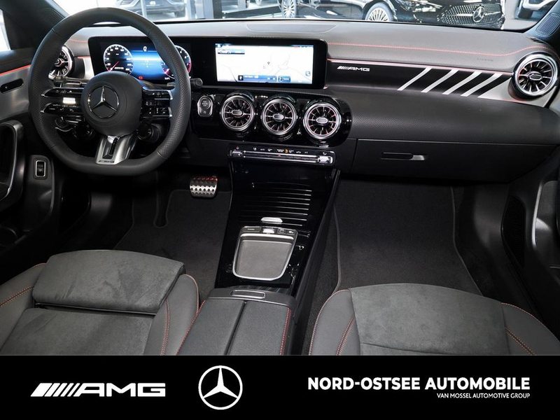Mercedes-Benz CLA 35 AMG 4m NIGHT PANO SOUND DISTRONIC — photo 13