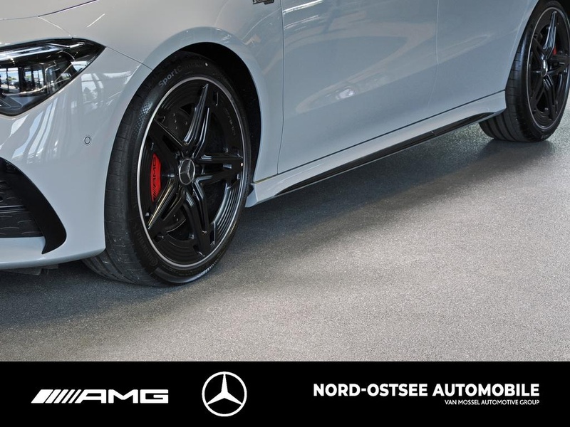 Mercedes-Benz CLA 35 AMG 4m NIGHT PANO SOUND DISTRONIC — photo 2