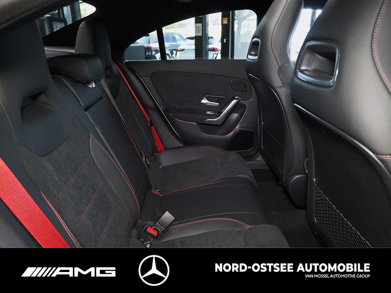 Mercedes-Benz CLA 35 AMG 4m NIGHT PANO SOUND DISTRONIC — photo 14