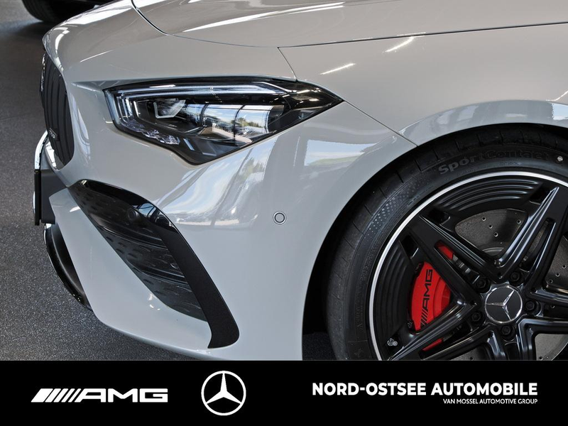 Mercedes-Benz CLA 35 AMG 4m NIGHT PANO SOUND DISTRONIC — photo 3