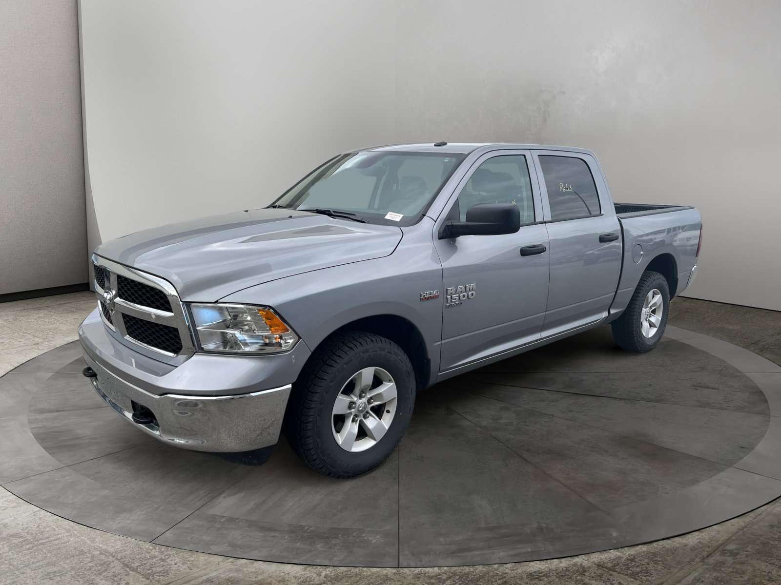 Ram 2023 Ram 1500 Classic SLT