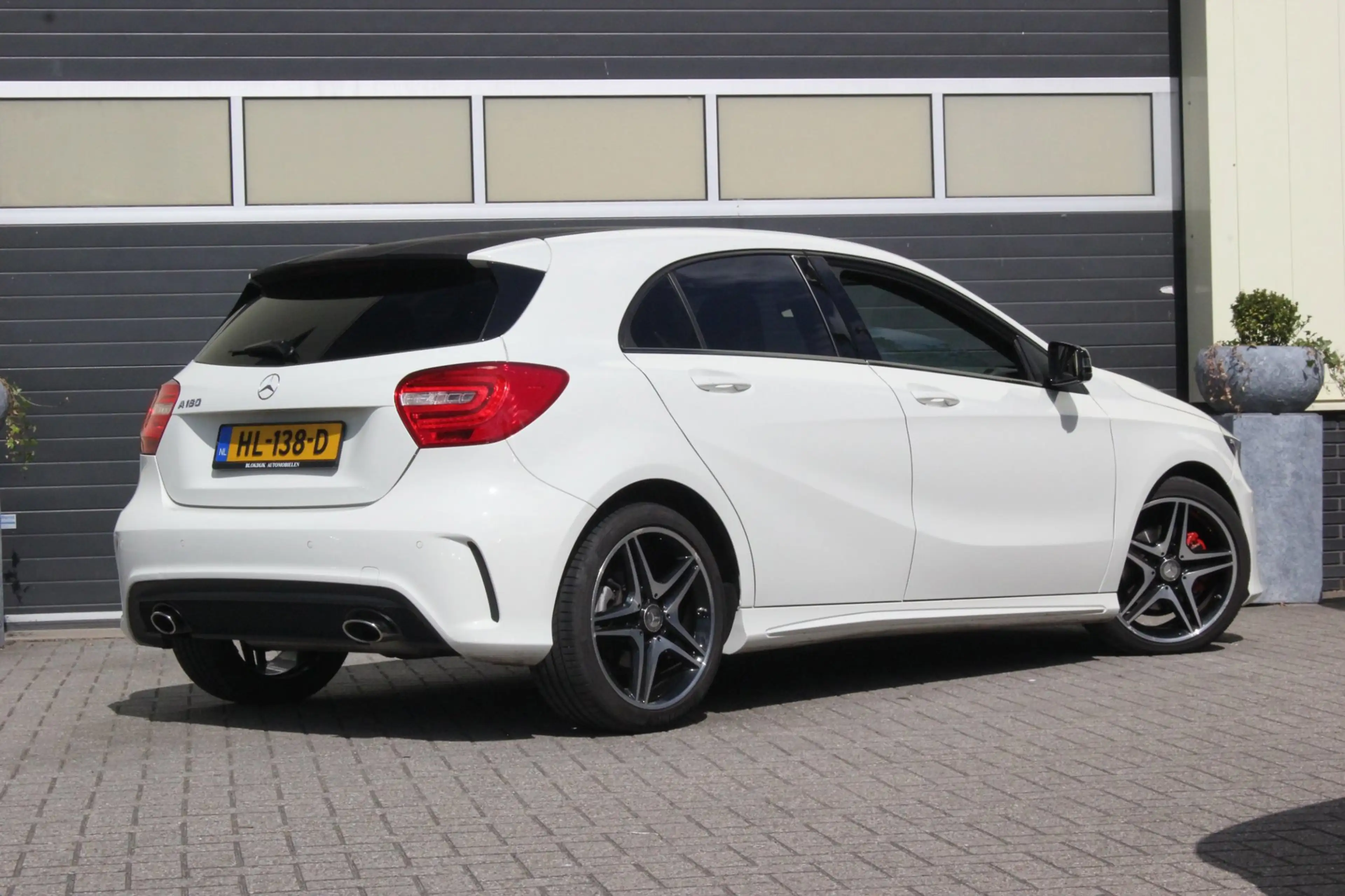 Mercedes-Benz A 180 Ambition AMG | AMG-Styling | Xenon | — photo 10