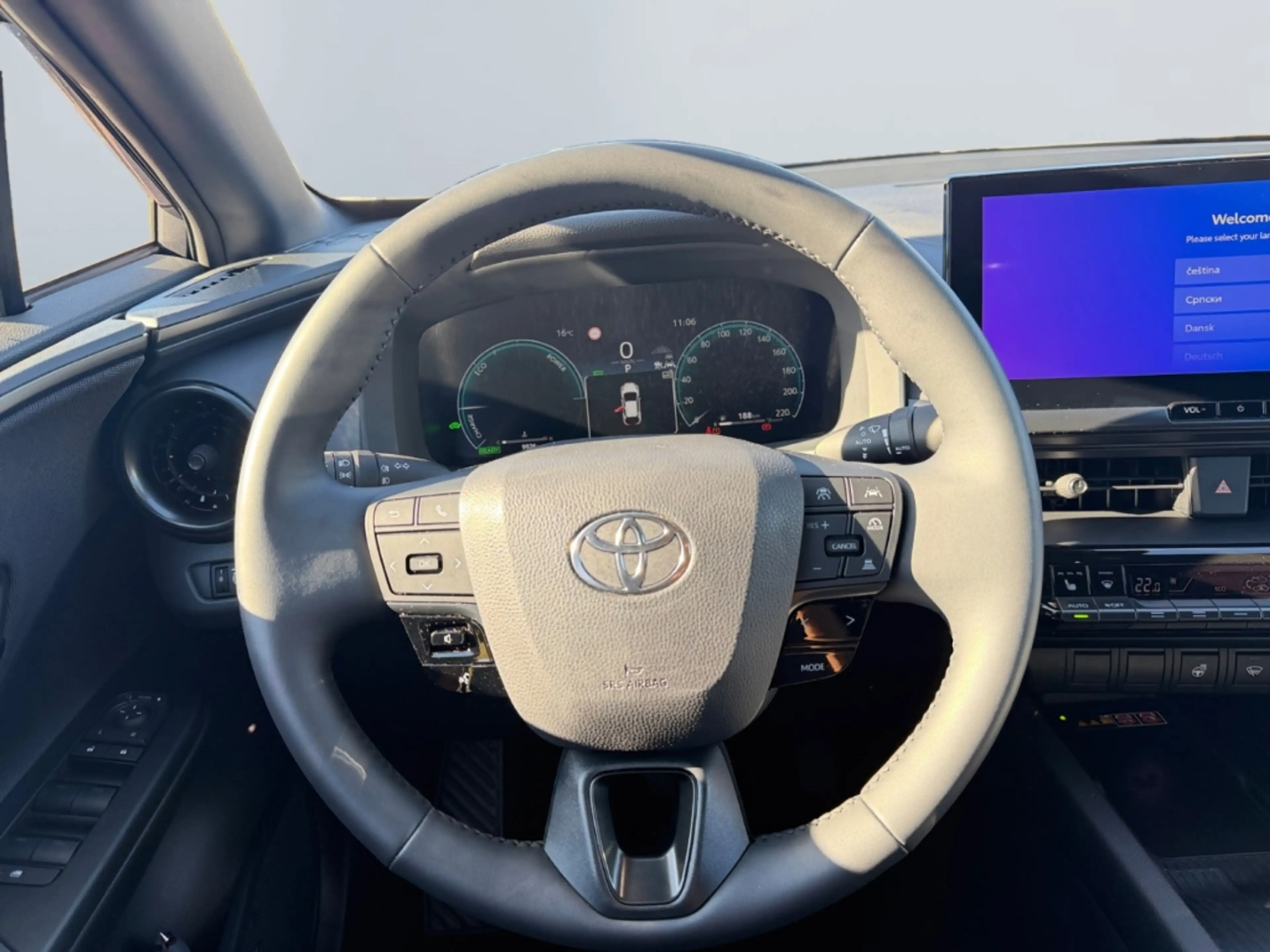 Toyota C-HR 1.8 Hybrid Teamplayer *Technik Paket*CAM*SHZ* — photo 12