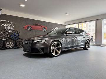 Kombi 4.2 QUATTRO *V8*WENIG KM*DAYTONA*CARBON