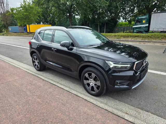 2019 Volvo XC40 in Black for sale