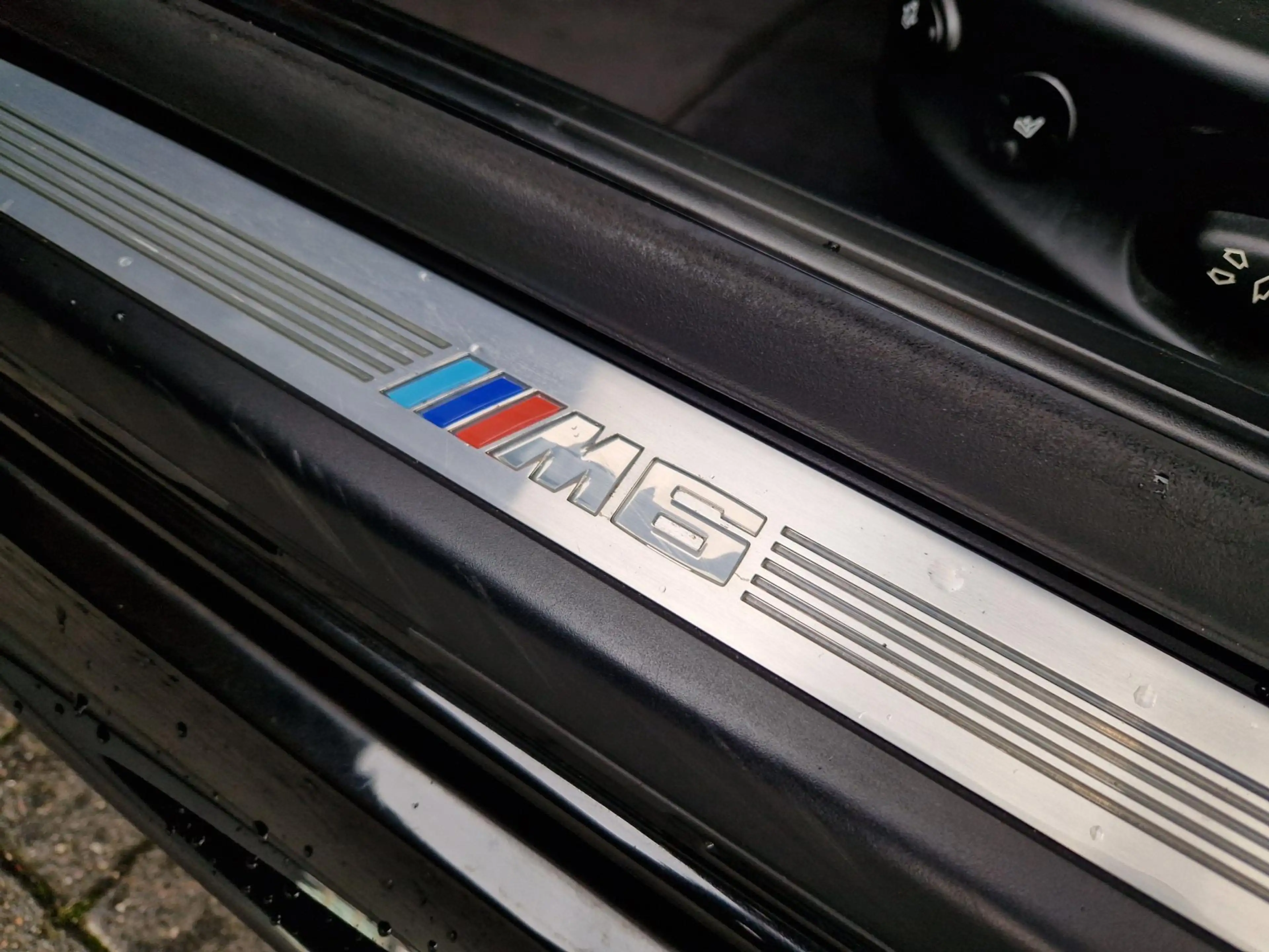 BMW M6 6-serie V10 Facelift /58DKM Volledige historie aan — photo 15