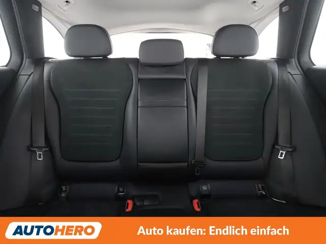 Mercedes-Benz C Class view 15