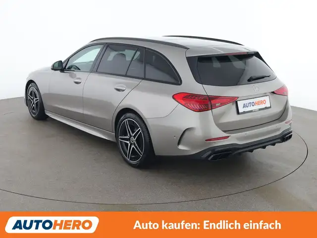Mercedes-Benz C Class view 4