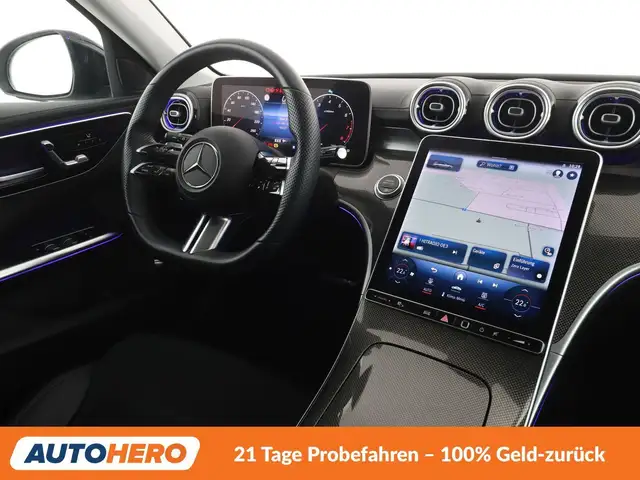 Mercedes-Benz C-Class view 13