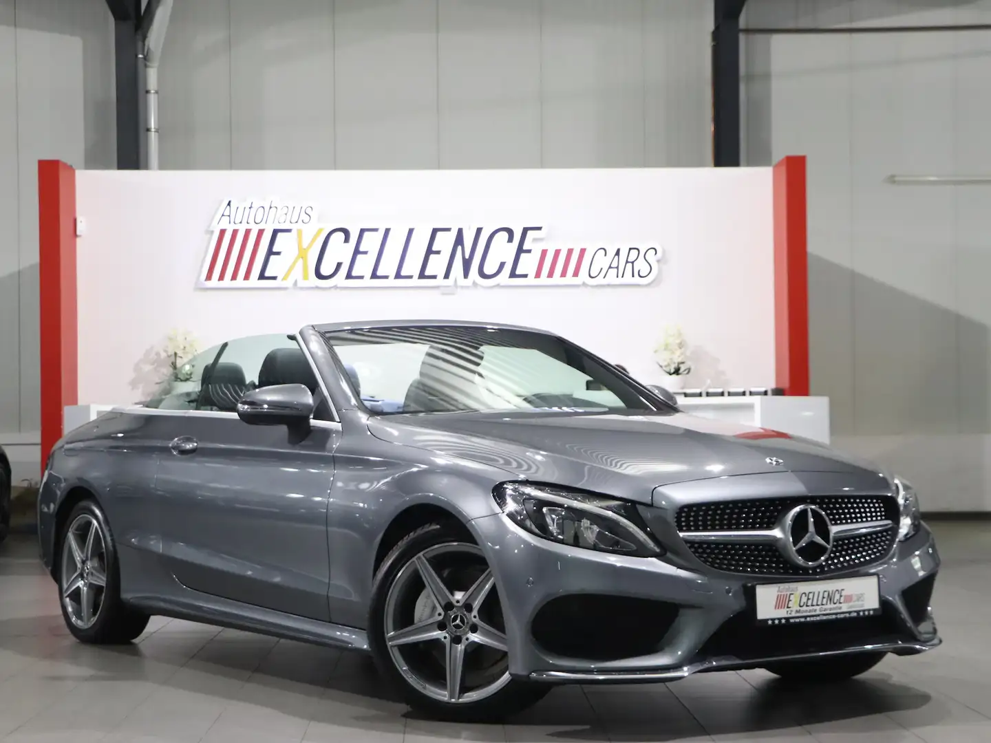 Mercedes-Benz C 180 CABRIOLET AMG-LINE / MATRIX-LED / NAVI+ Grau - 1