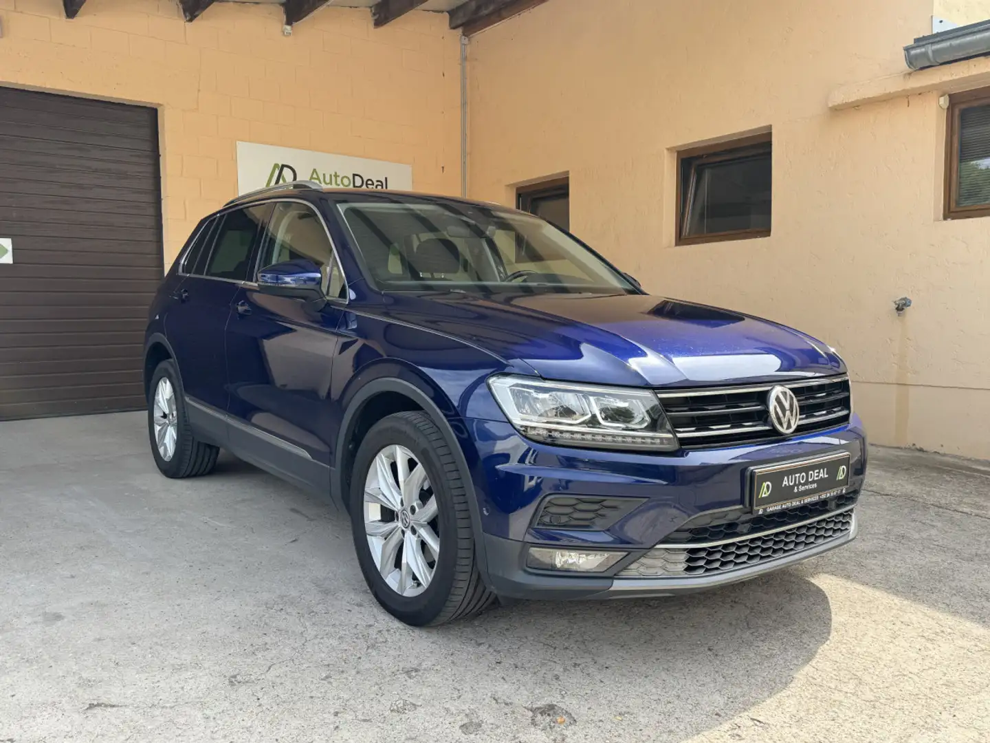 Volkswagen Tiguan 2.0 TDI 4MOTION DSG Highline 150cv Bleu - 1