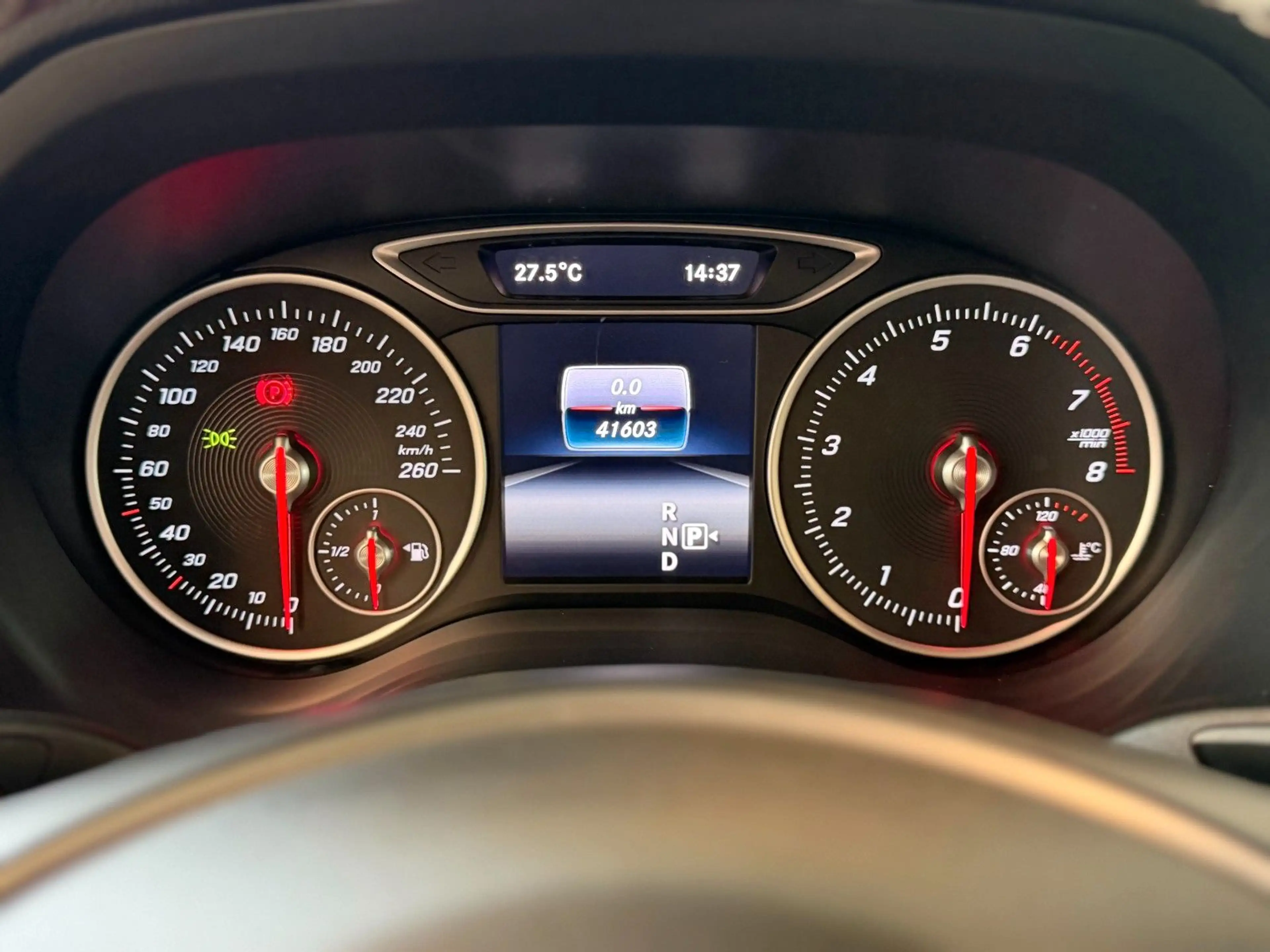 Mercedes-Benz B 250 Urban/Prog. 7G-DCT LED PTS SHZ Pano-SHD — photo 17
