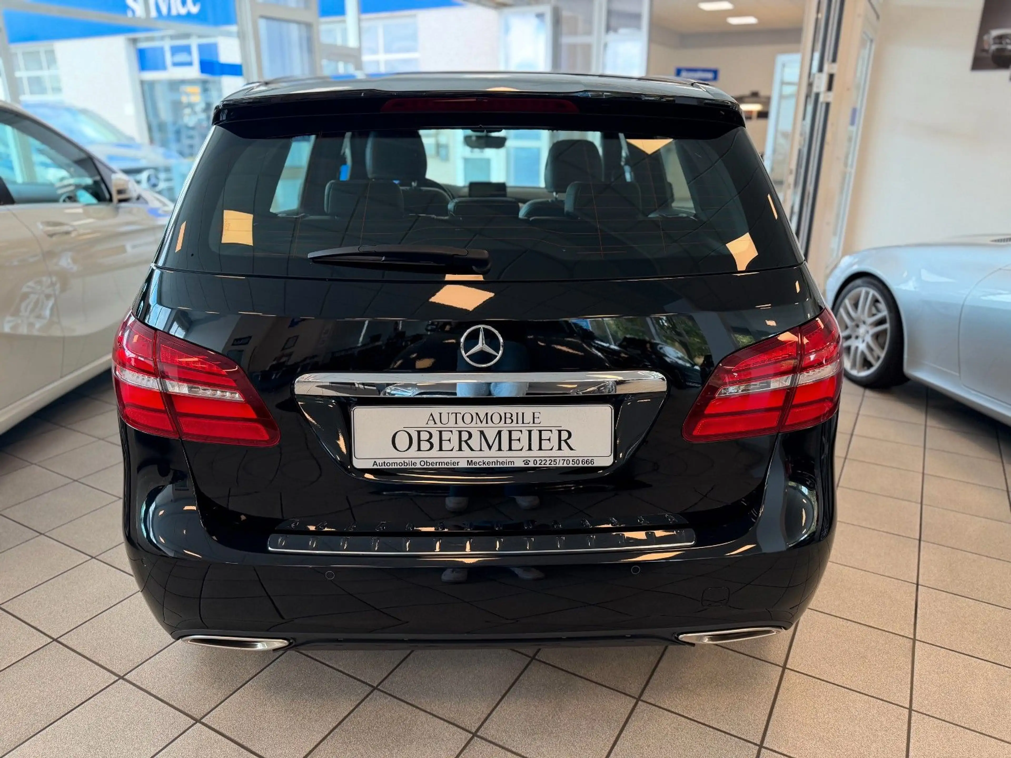 Mercedes-Benz B 250 Urban/Prog. 7G-DCT LED PTS SHZ Pano-SHD — photo 5