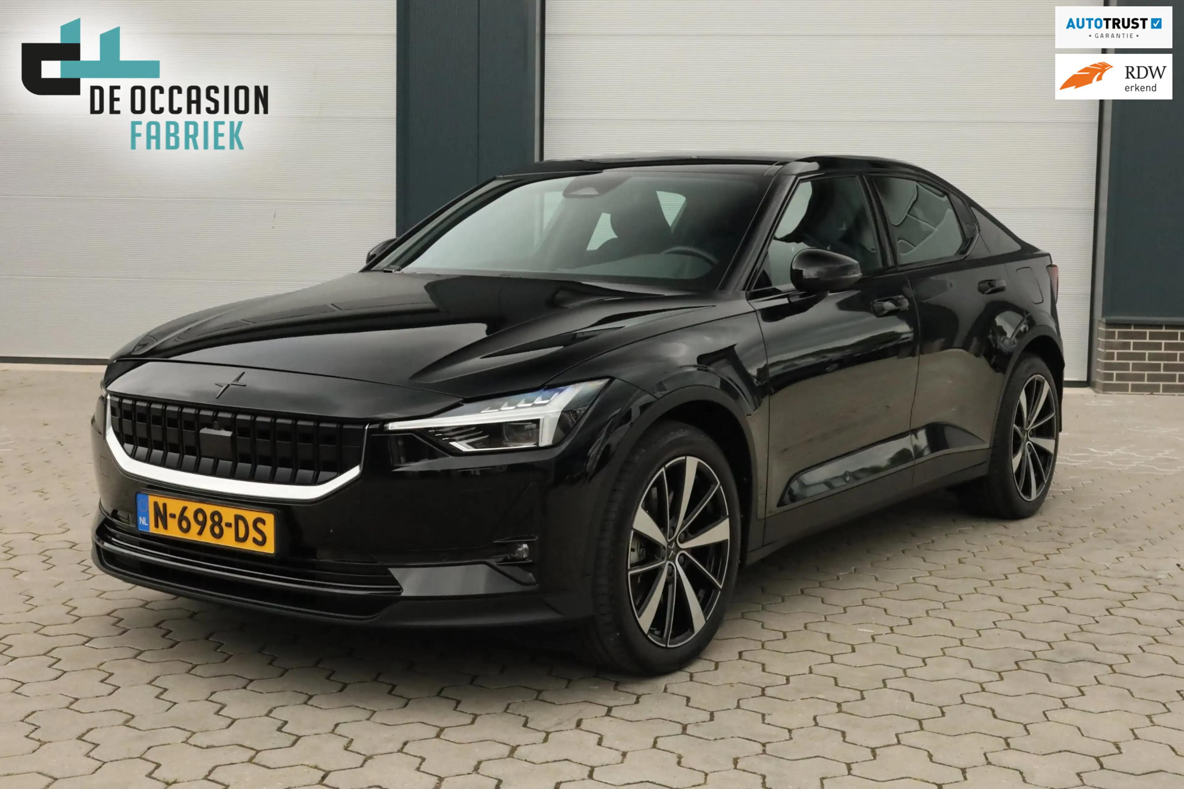 Polestar 2 Long Range Dual Motor Launch Edition Pano Trekhaak