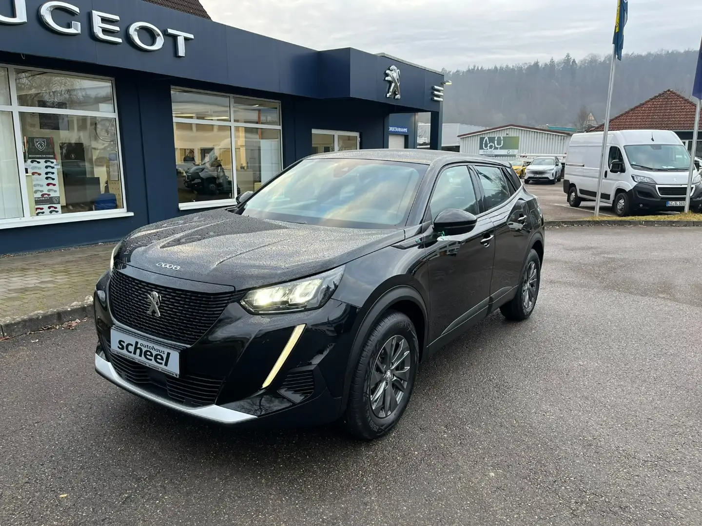 Peugeot 2008 e- Elektromotor 136 (e-) e- Active Pack AUT Noir - 2