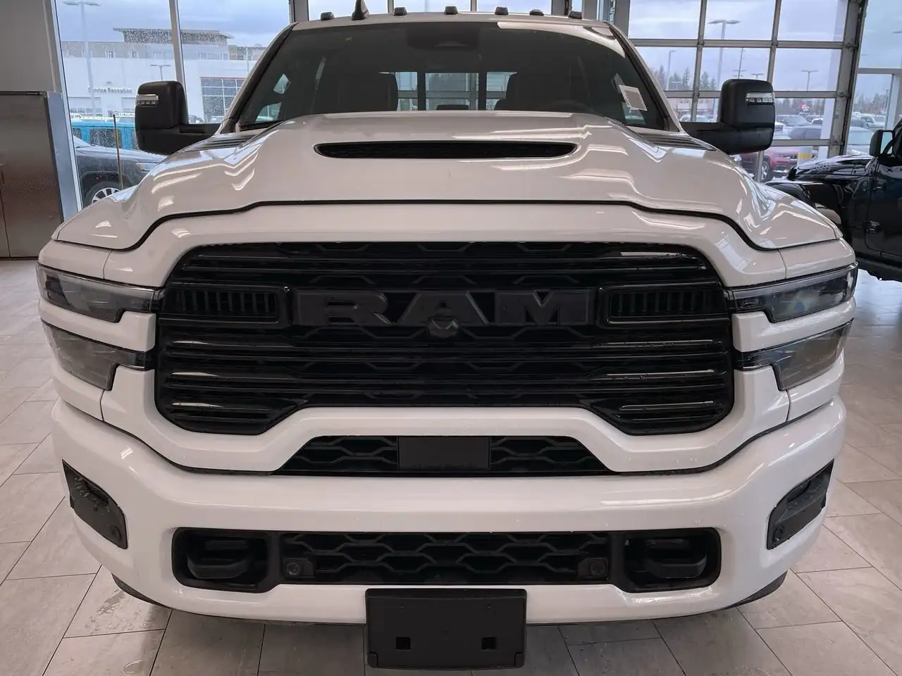 RAM 3500 снимка RAM 3500