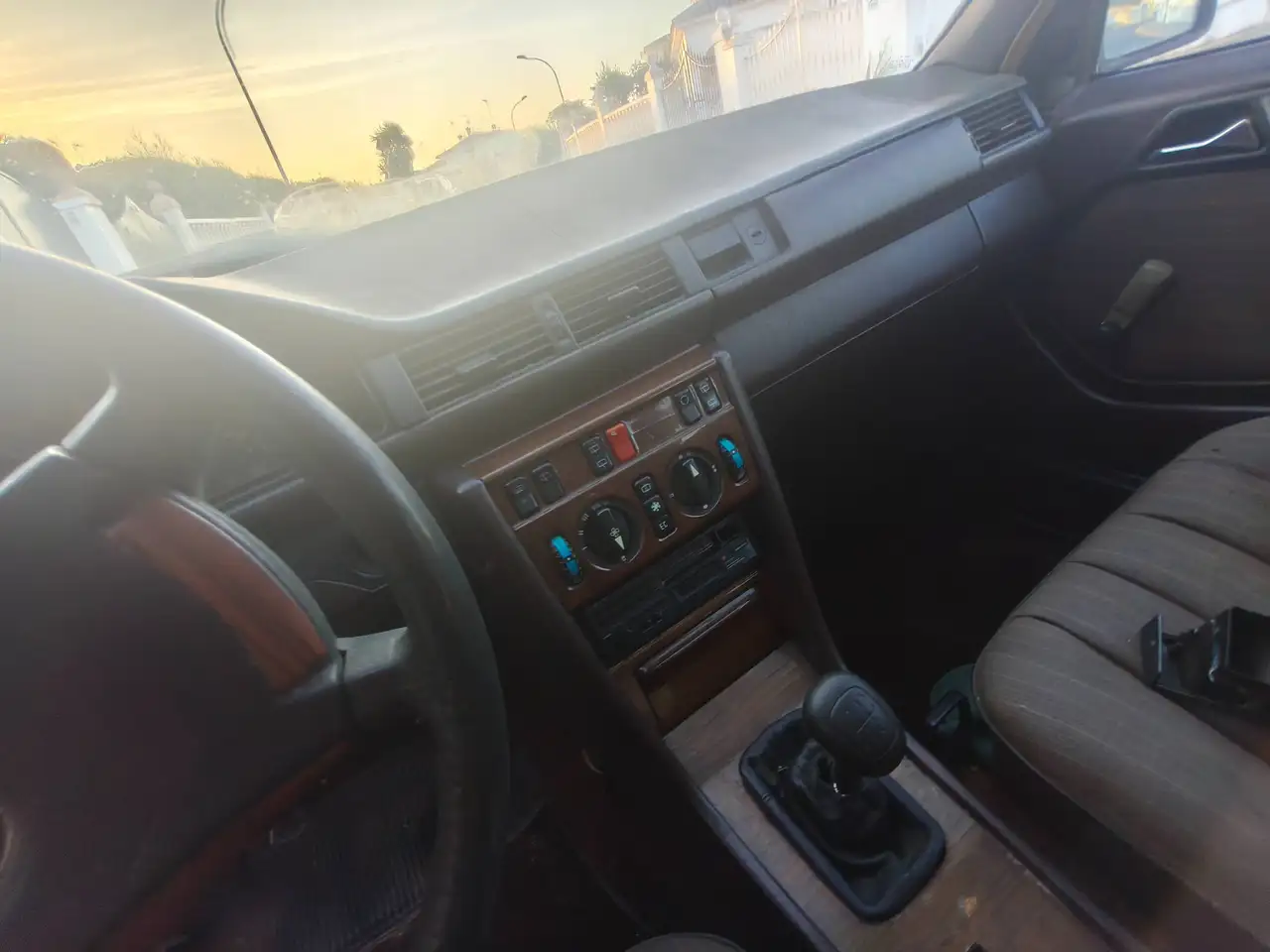 Mercedes-Benz 300TD, foto 6