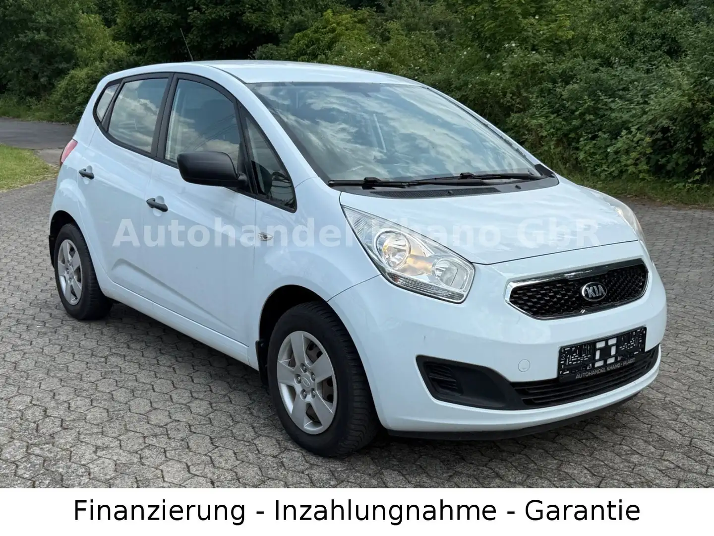 Kia Venga 1.HAND White - 1