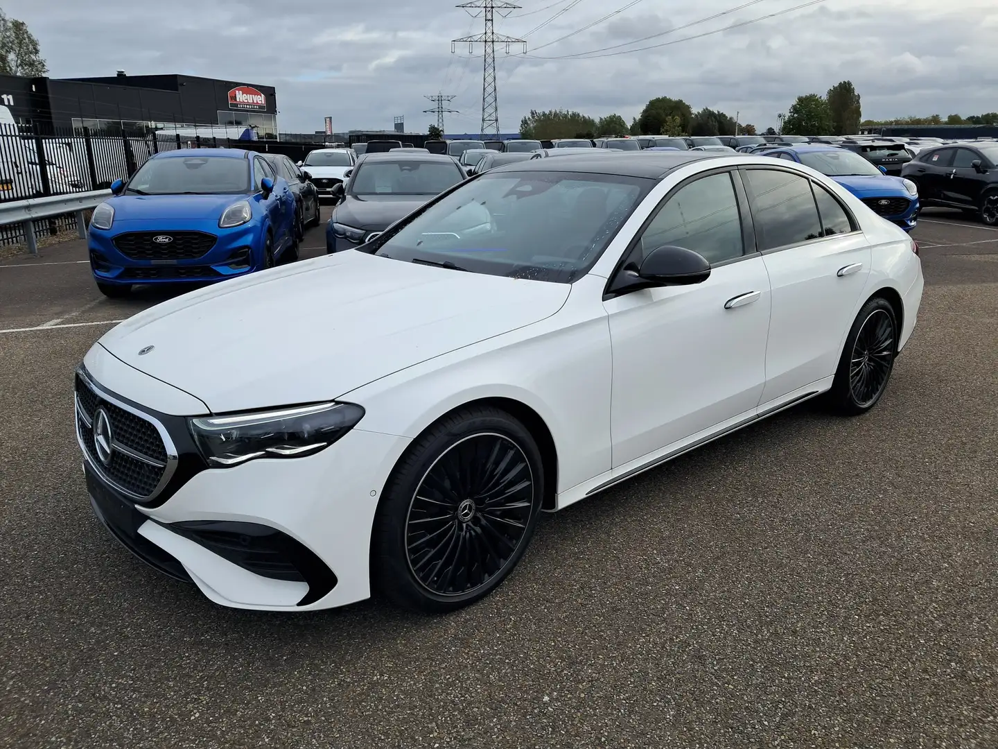Mercedes-Benz E 200 E200 AMG Permuim Plus with soft close - 2