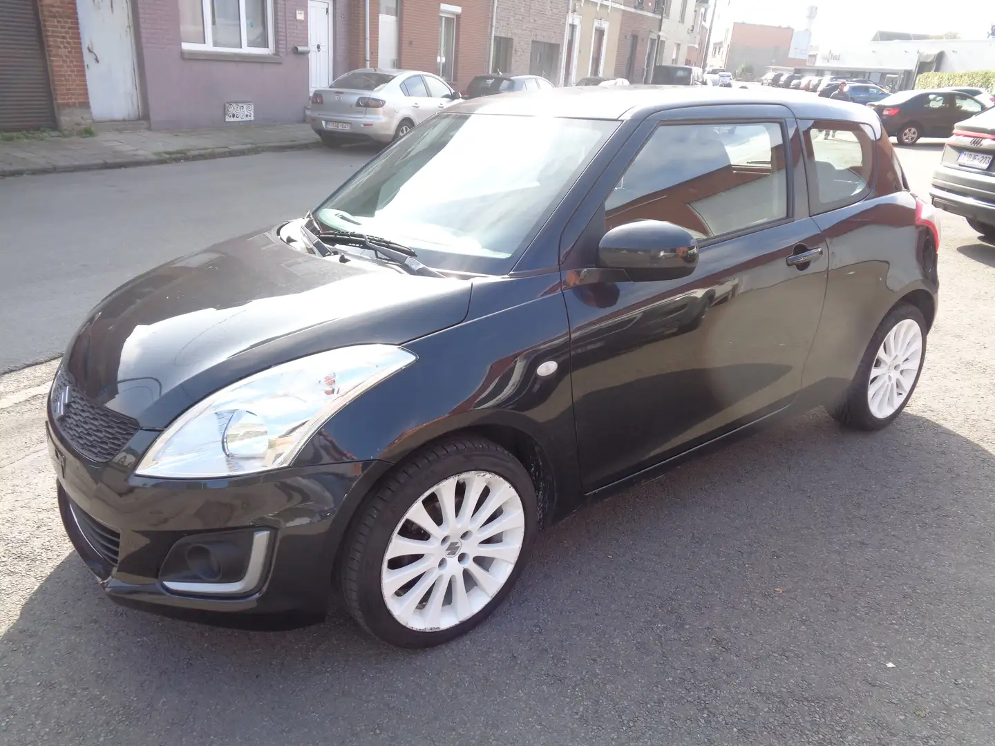 Suzuki Swift Swift 1.2i GL AIRCO / JA 17P / GARANTIE 1 AN Noir - 2