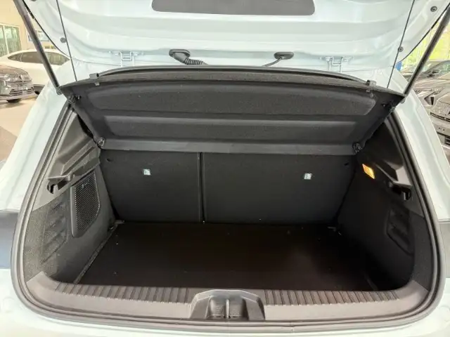Renault Clio view 12