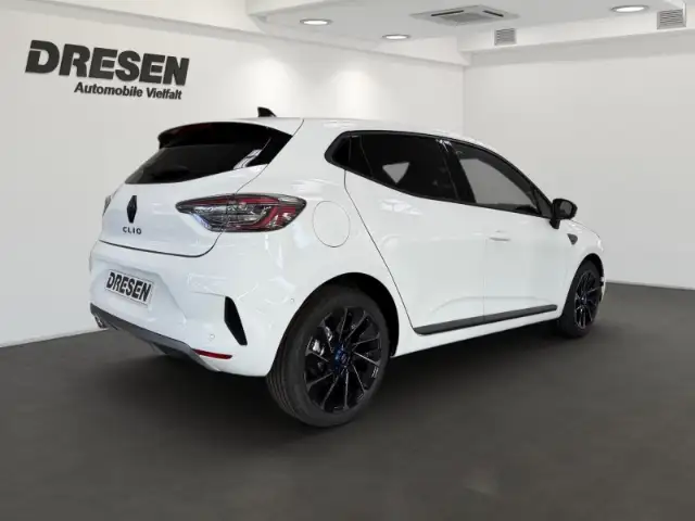 Renault Clio view 3