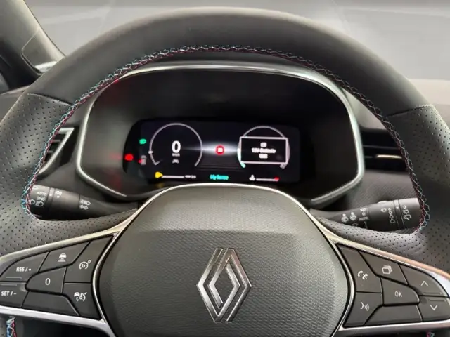 Renault Clio view 8