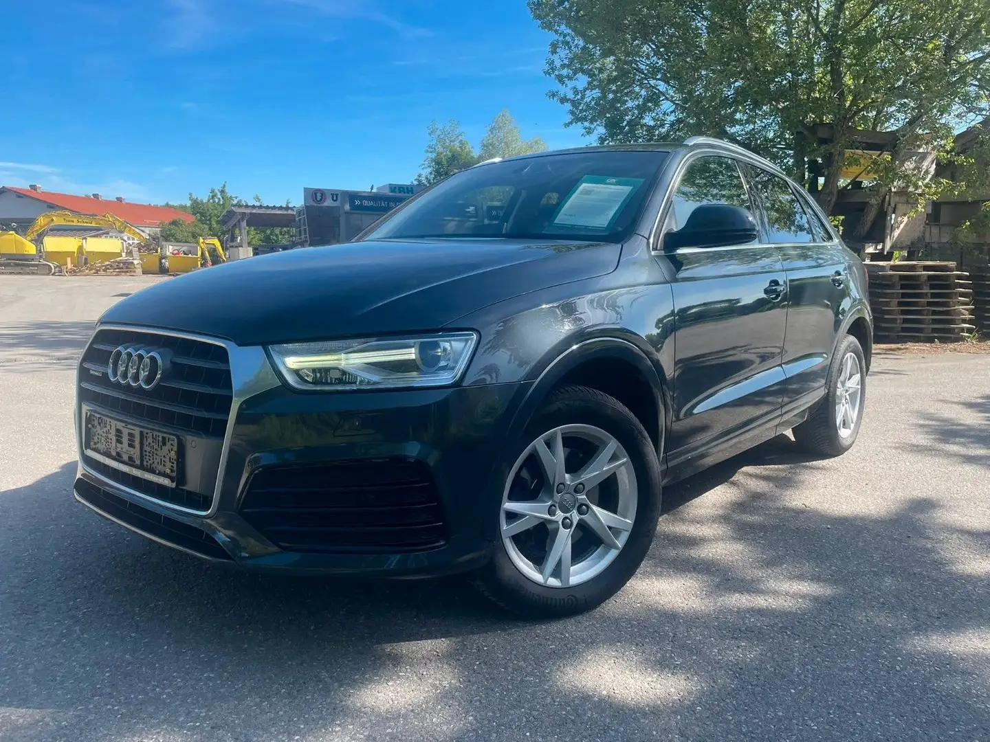 Audi Q3 2.0 TFSI sport quattro/DSG/Navi/Sportsitze Gris - 1
