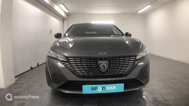 Peugeot 308 view 2