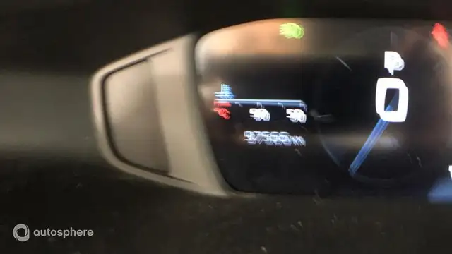 Peugeot 308 view 9