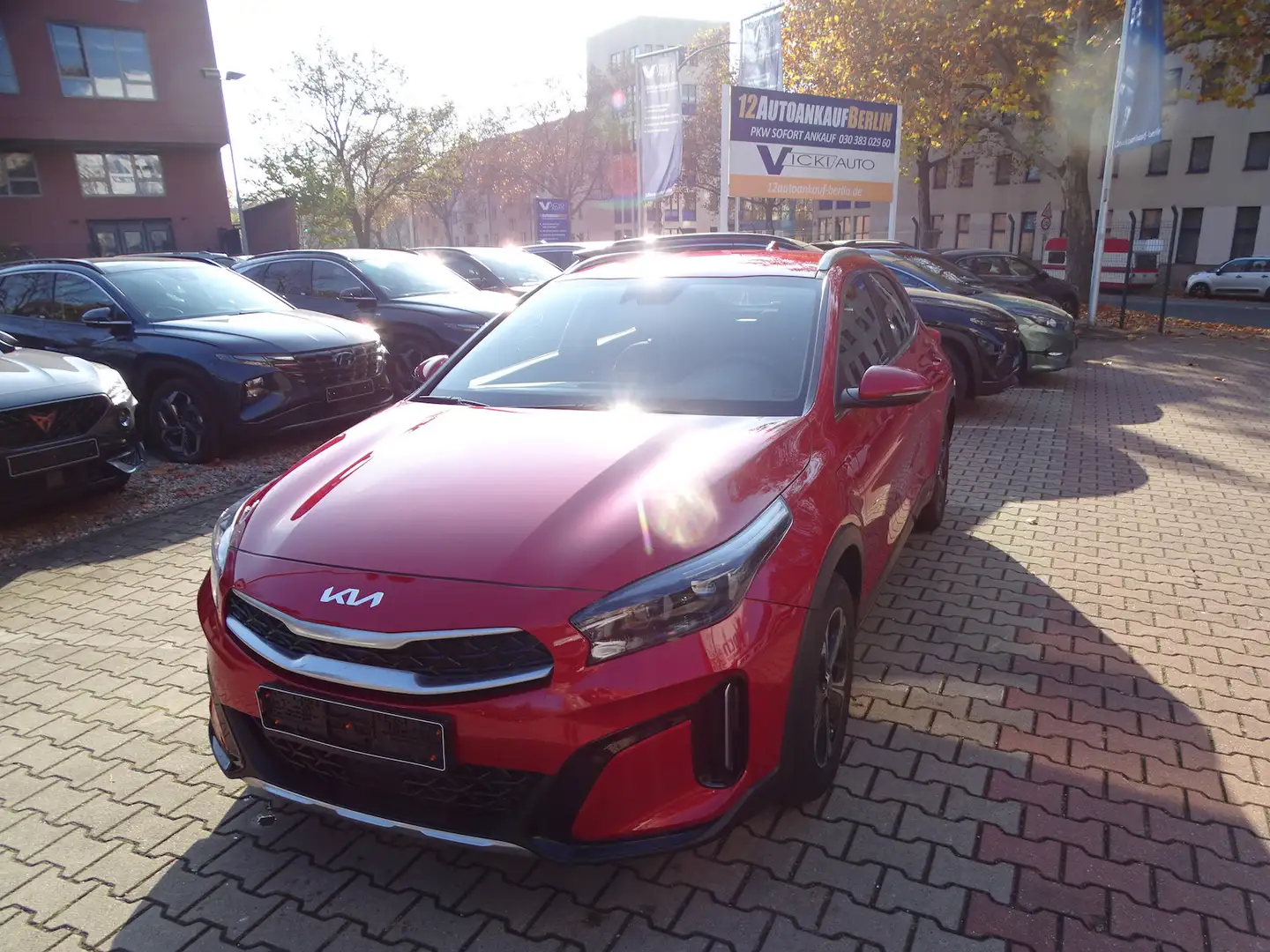 Kia XCeed 1.6 Plug-in Hybrid Autom. Navi, Komfort Paket Rojo - 1